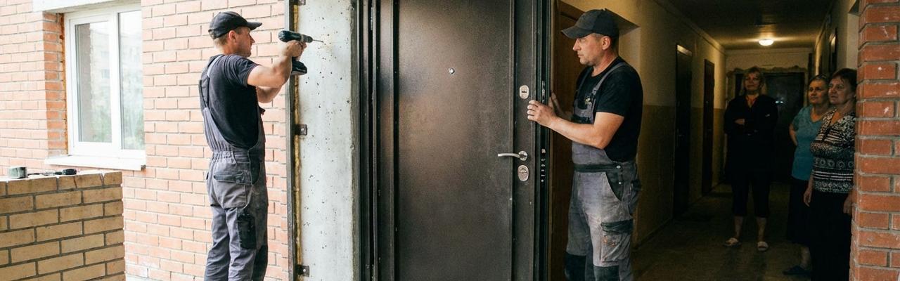 Instalación de puertas de seguridad en Granada
